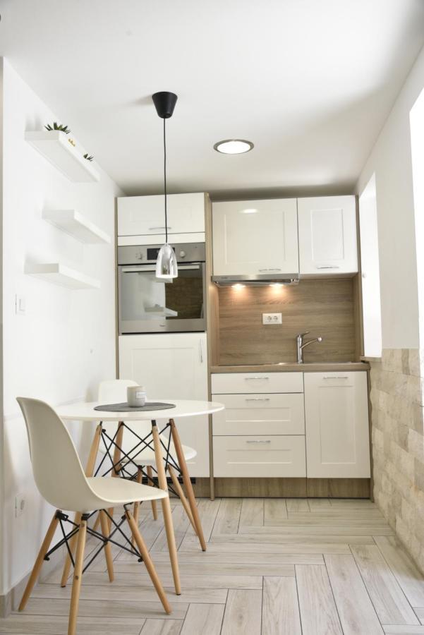 Apartments Nona بولا المظهر الخارجي الصورة